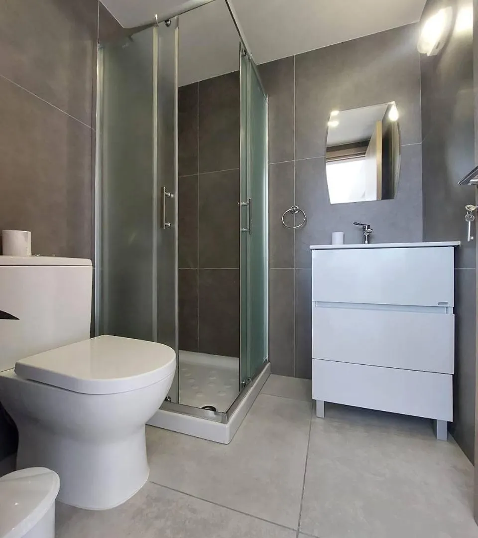 Luxury 2 Bedroom Apartment 301 Larnaca 0*,